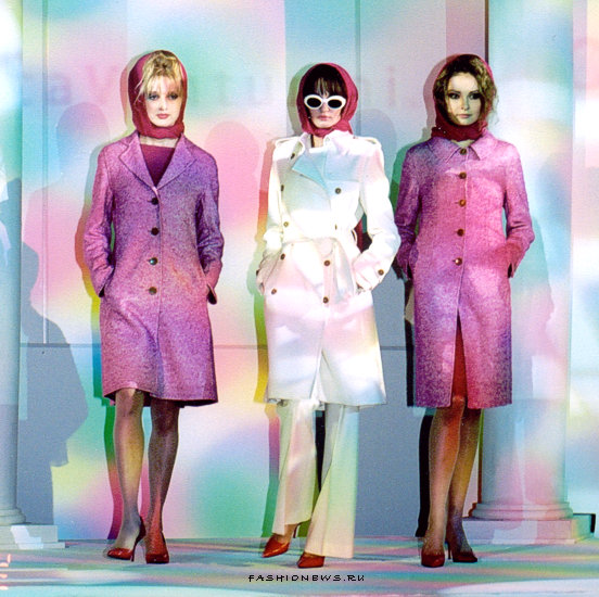 Щелкните сюда для просмотра увеличенного изображения
 ============== 
Мода на Тоскану в Москве 2004
Коллекция тосканских предприятий сезона осень-зима 2004/2005