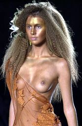 Джон Гальяно