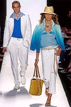 Франсиско Коста, не мудрствуя лукаво, обыграл тему спортивной сексапильности в характерном для коллекций Calvin Klein жанре