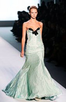 Элегантность доминировала в показе коллекции Rochas